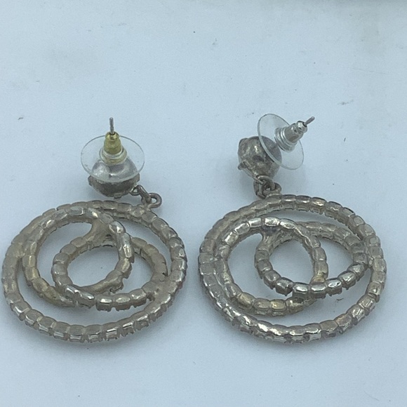 Bundle of Nine Pierced Earring Sets - Picture 10 of 10